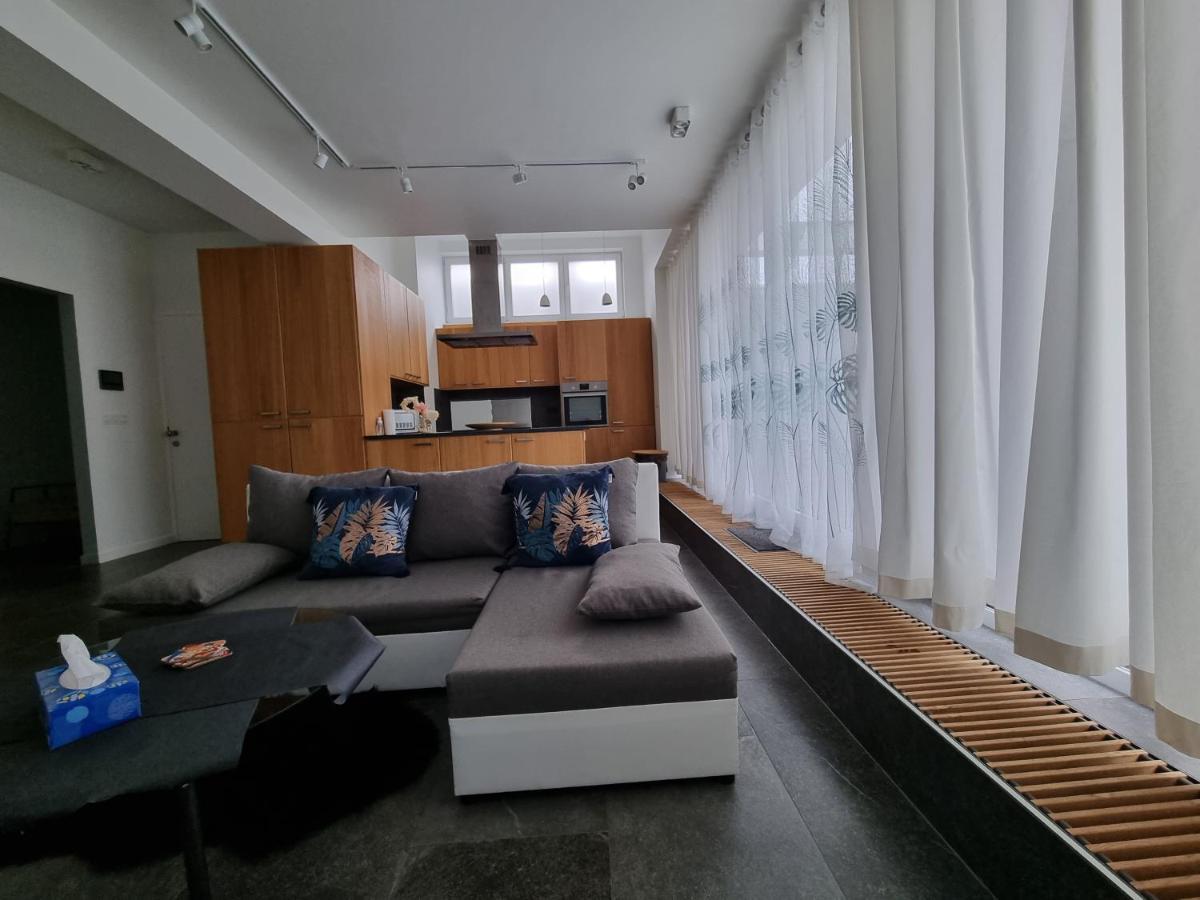 Bb Guesthouse Wezembeek-Oppem Exteriér fotografie